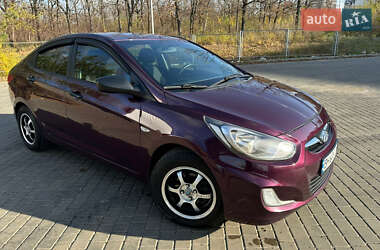 Седан Hyundai Accent 2013 в Николаеве