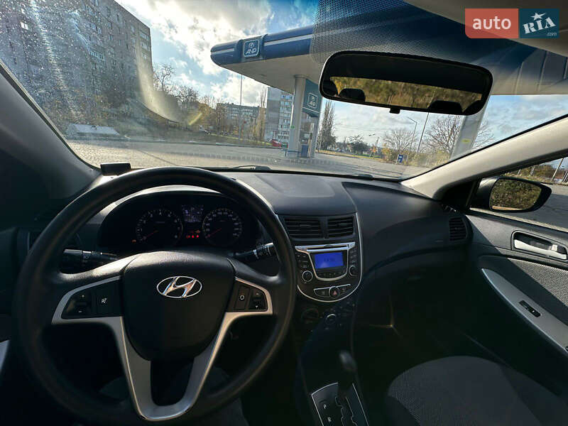 Седан Hyundai Accent 2013 в Николаеве