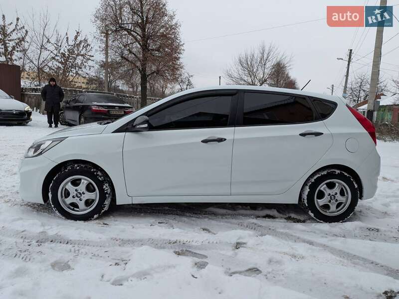 Хэтчбек Hyundai Accent 2012 в Харькове фото 5 Хэтчбек Hyundai Accent 2012 в Харькове