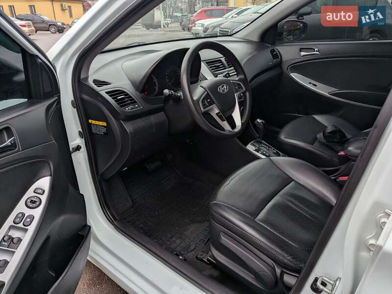 Хэтчбек Hyundai Accent 2012 в Харькове фото 9 Хэтчбек Hyundai Accent 2012 в Харькове