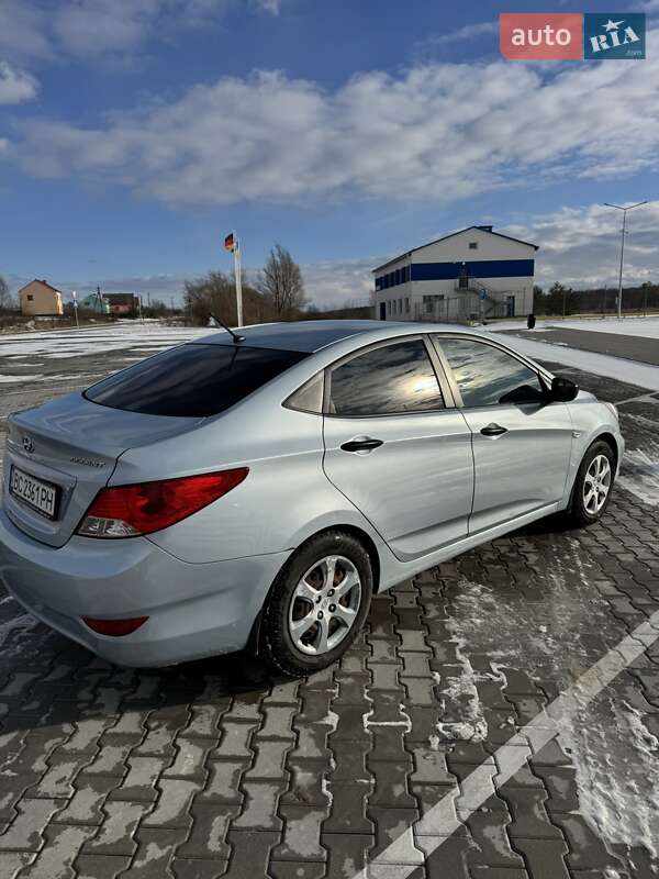 Седан Hyundai Accent 2012 в Львове фото 4 Седан Hyundai Accent 2012 в Львове
