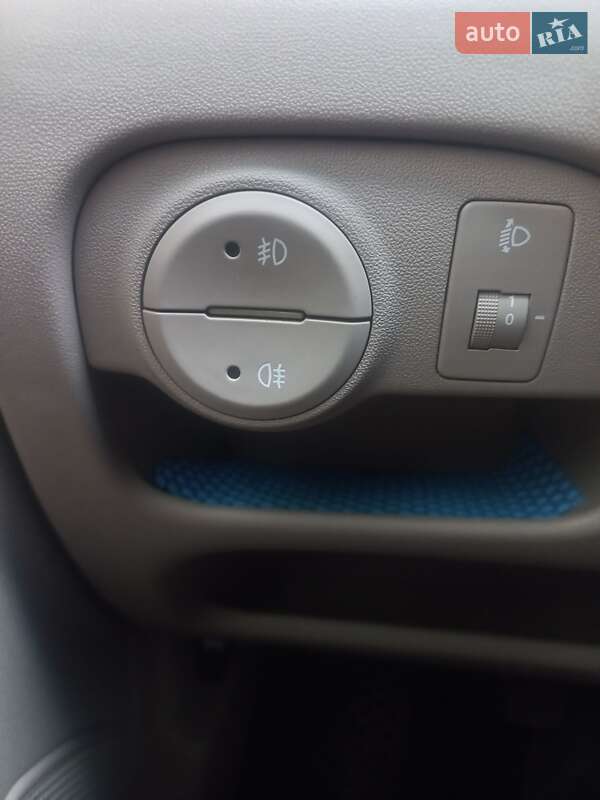 Седан Hyundai Accent 2008 в Казатине