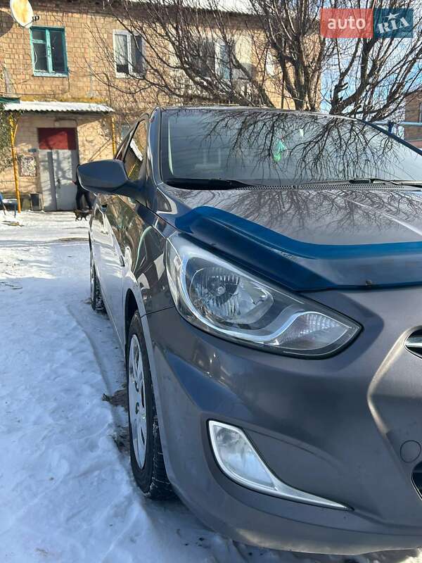 Седан Hyundai Accent 2011 в Яготині фото 15 Седан Hyundai Accent 2011 в Яготині