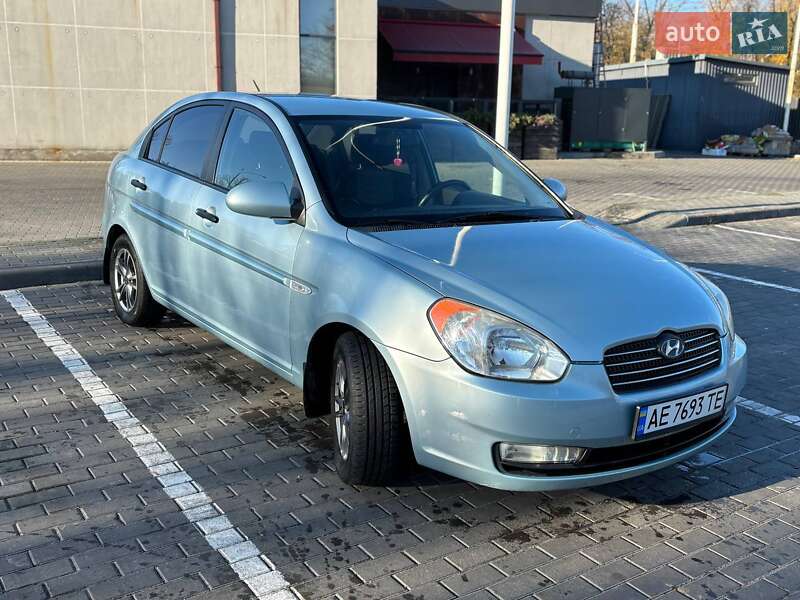 Седан Hyundai Accent 2008 в Днепре