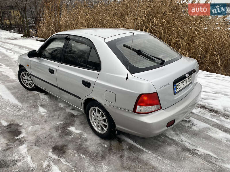 Лифтбек Hyundai Accent 2000 в Днепре фото 5 Лифтбек Hyundai Accent 2000 в Днепре