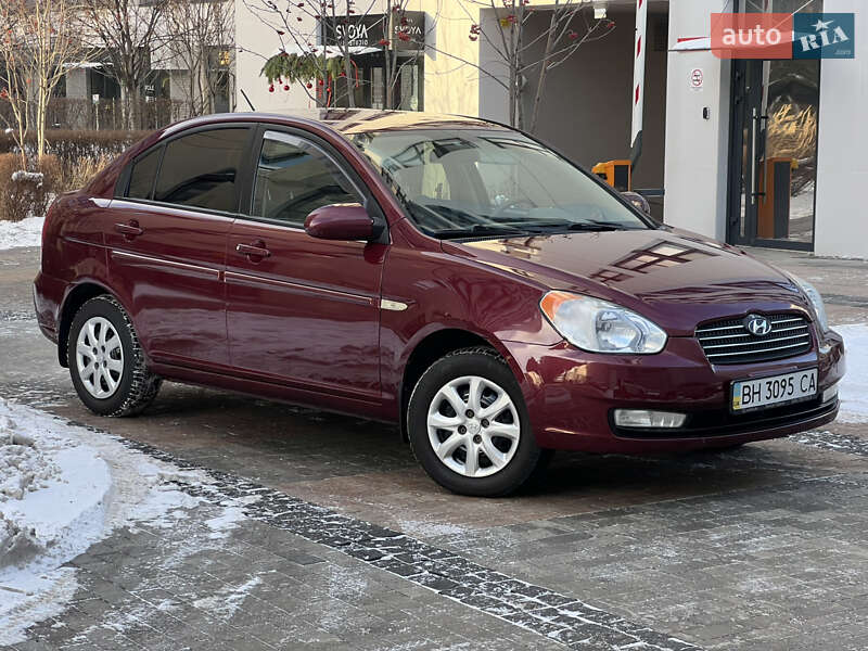 Седан Hyundai Accent 2008 в Киеве