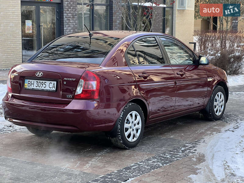 Седан Hyundai Accent 2008 в Киеве