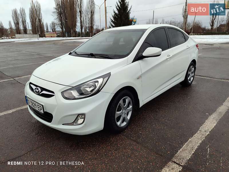 Седан Hyundai Accent 2012 в Кременчуці