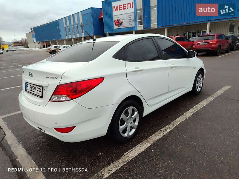Седан Hyundai Accent 2012 в Кременчуці
