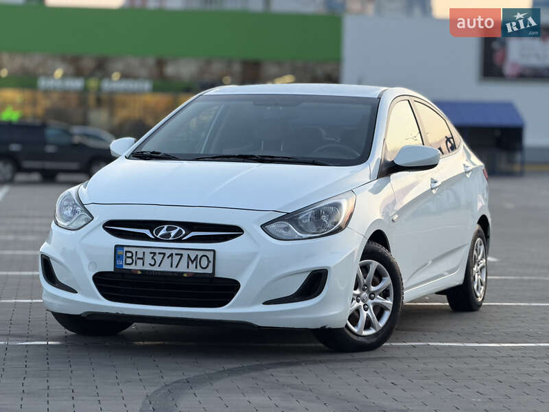 Седан Hyundai Accent 2013 в Одесі