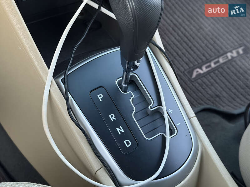 Седан Hyundai Accent 2013 в Одесі
