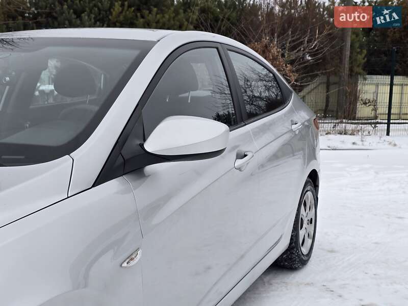 Седан Hyundai Accent 2013 в Хмельницком