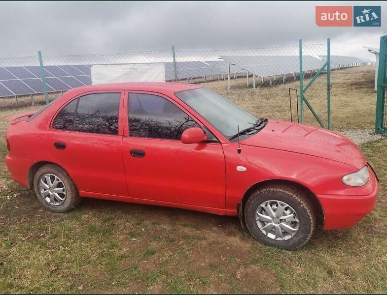 Hyundai Accent 1995 Hyundai Accent 1995