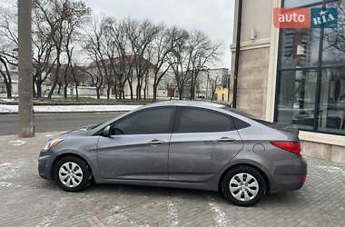 Седан Hyundai Accent 2016 в Николаеве