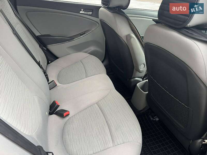 Седан Hyundai Accent 2016 в Николаеве
