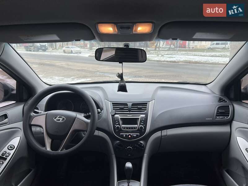 Седан Hyundai Accent 2016 в Николаеве