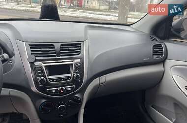 Седан Hyundai Accent 2016 в Николаеве