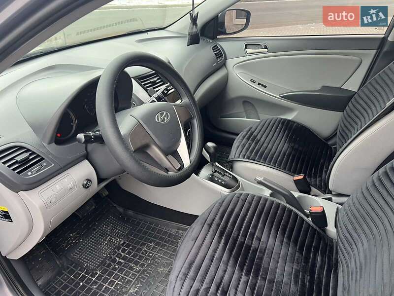 Седан Hyundai Accent 2016 в Николаеве