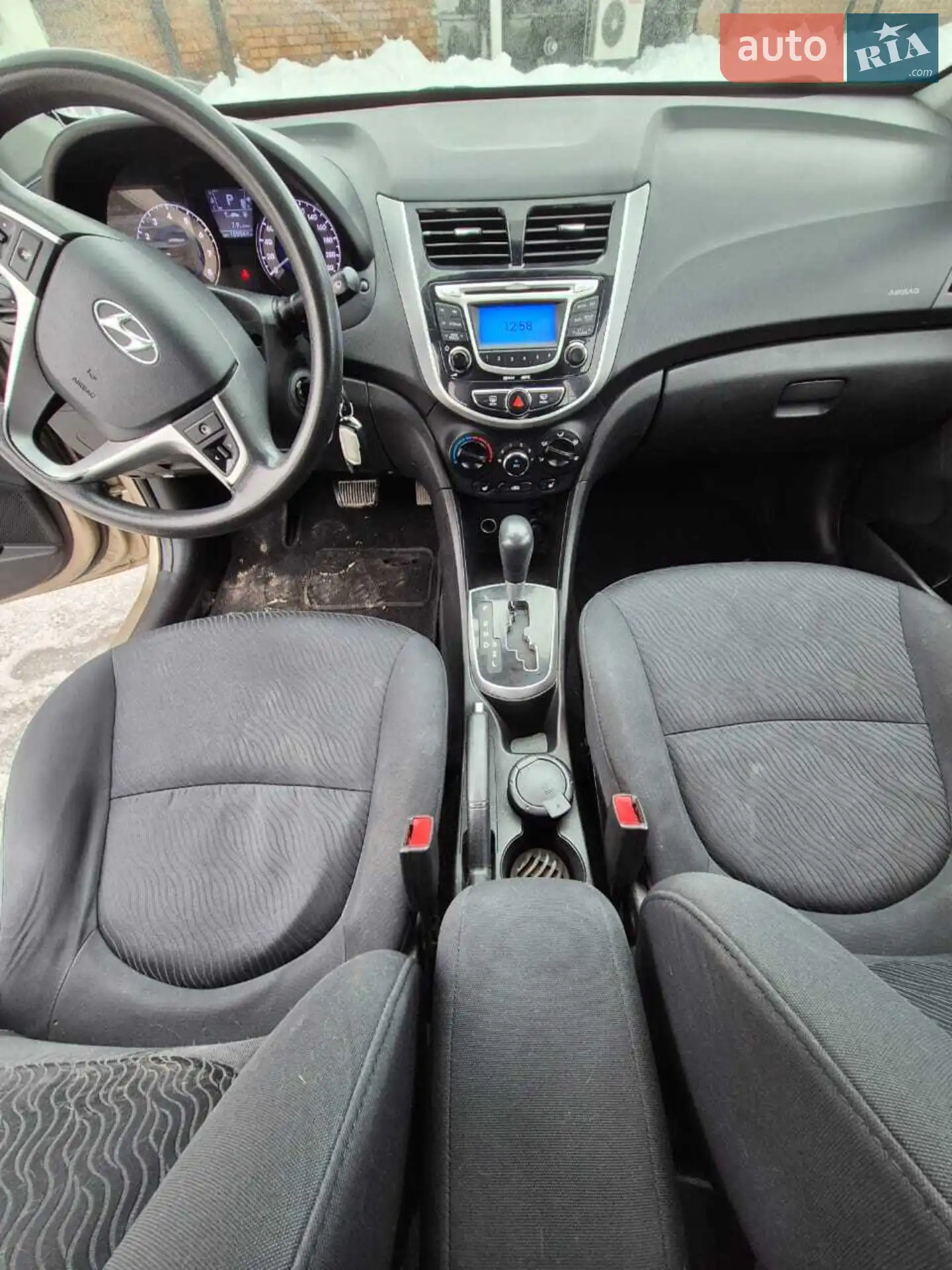2011 Hyundai Accent - мініатюра 10