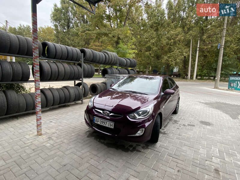 Седан Hyundai Accent 2011 в Запорожье