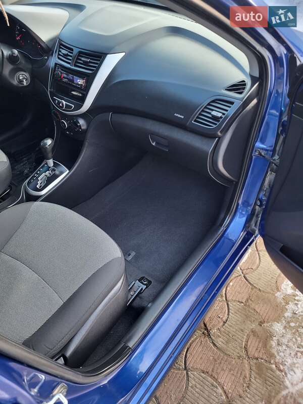 Седан Hyundai Accent 2011 в Ананьеве фото 63 Седан Hyundai Accent 2011 в Ананьеве