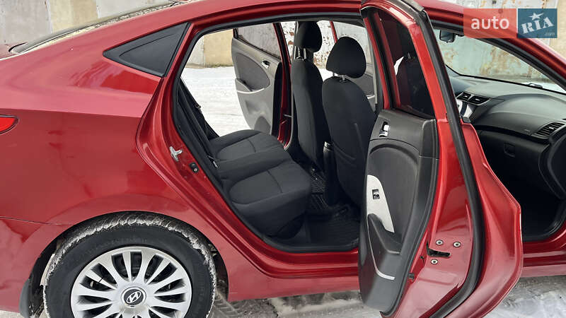Седан Hyundai Accent 2011 в Одессе