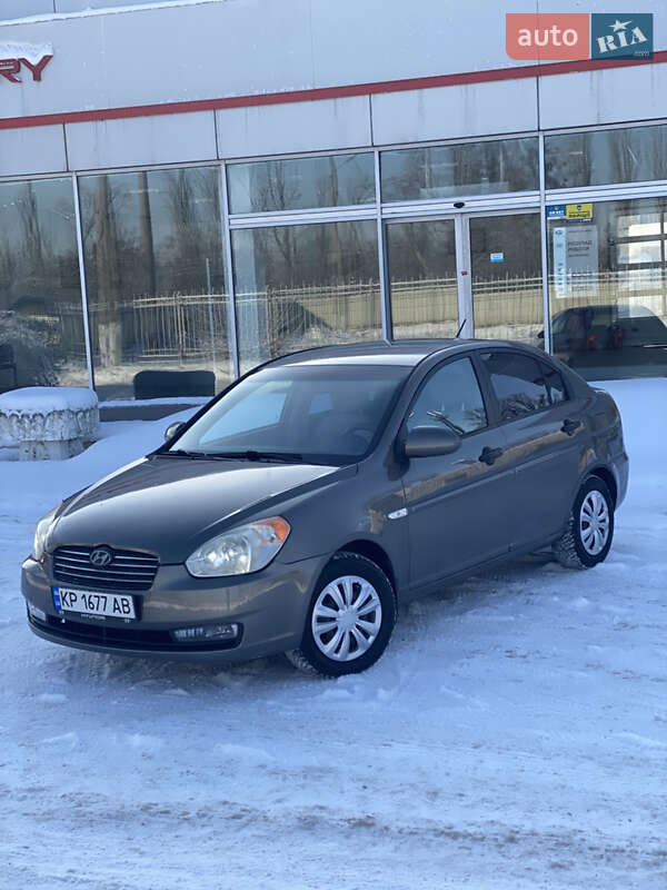 Hyundai Accent 2008
