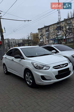 Седан Hyundai Accent 2013 в Николаеве