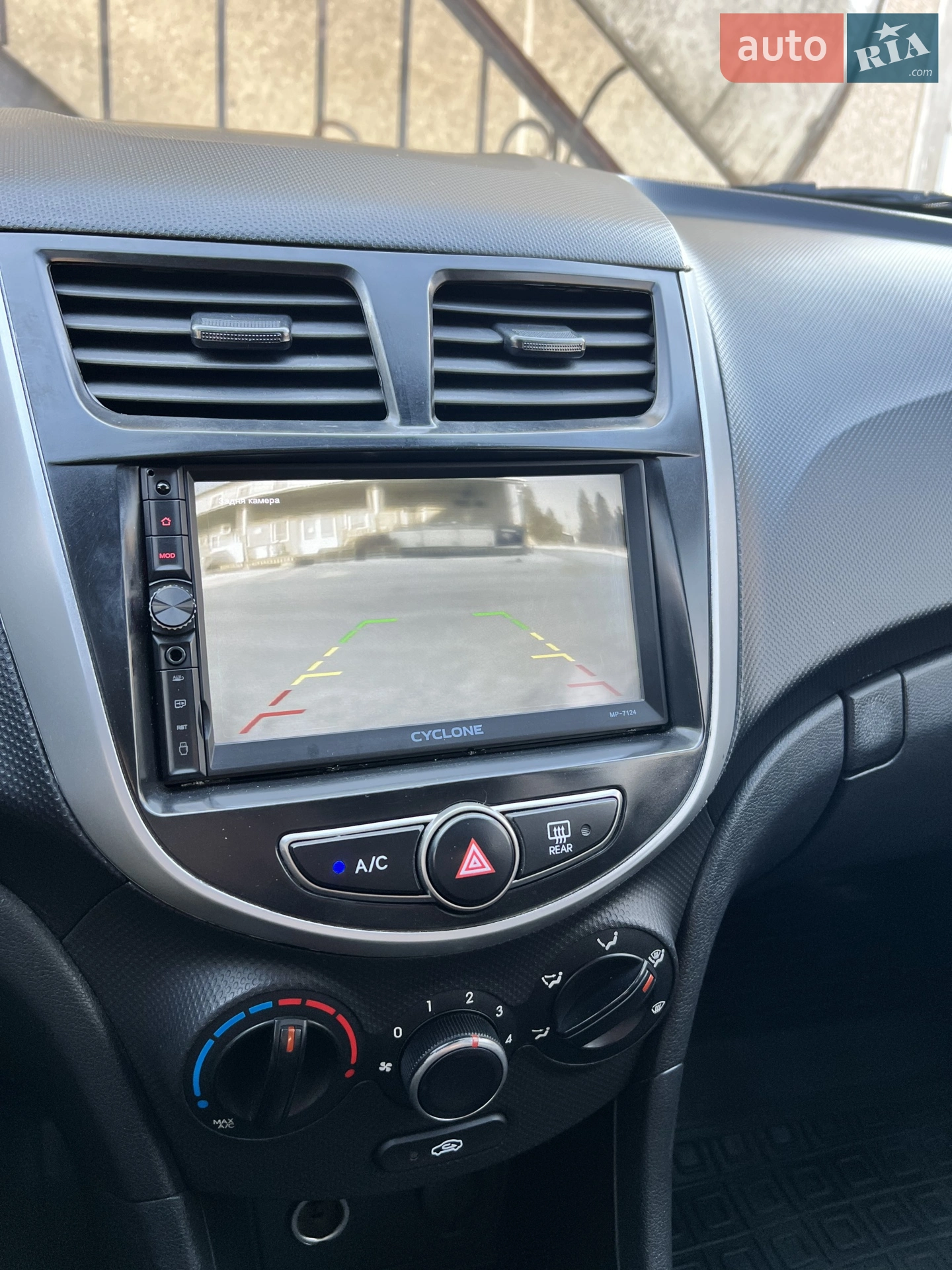 2018 Hyundai Accent - мініатюра 16