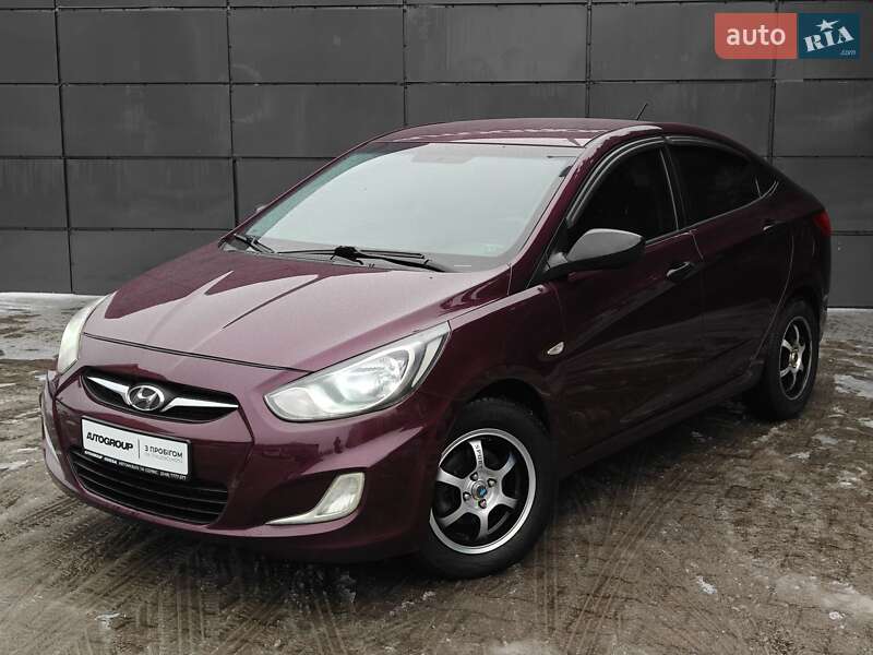 Седан Hyundai Accent 2013 в Одессе