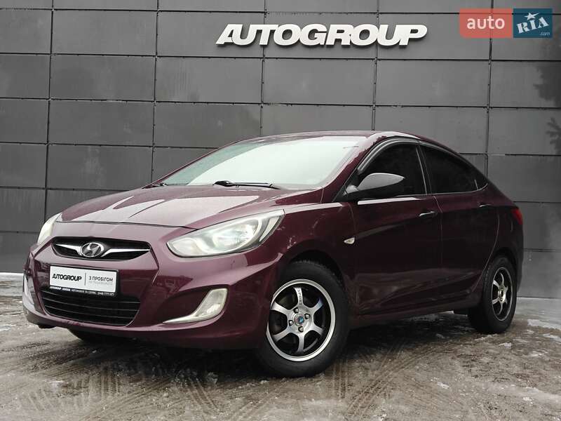 Седан Hyundai Accent 2013 в Одессе