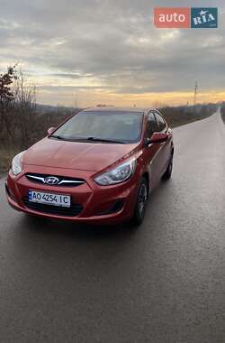 Седан Hyundai Accent 2011 в Києві