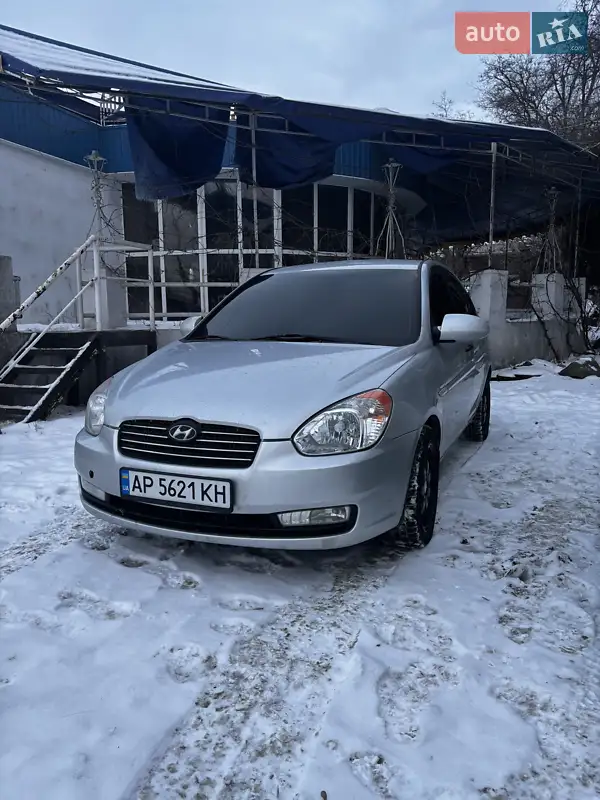 Hyundai Accent