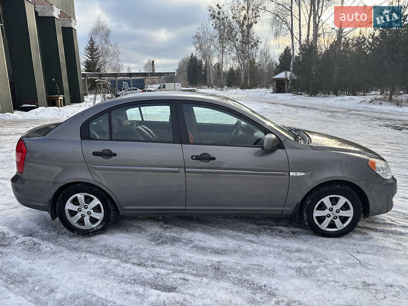 Седан Hyundai Accent 2008 в Славуте