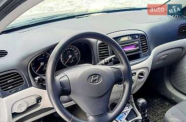 Седан Hyundai Accent 2008 в Кропивницком