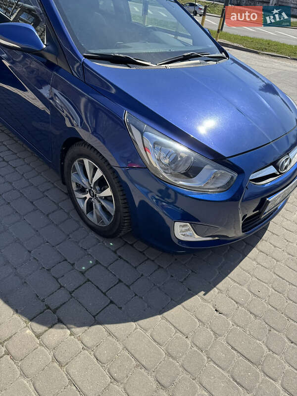 Хэтчбек Hyundai Accent 2015 в Львове фото 5 Хэтчбек Hyundai Accent 2015 в Львове