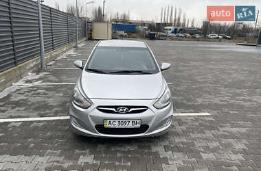 Седан Hyundai Accent 2013 в Николаеве