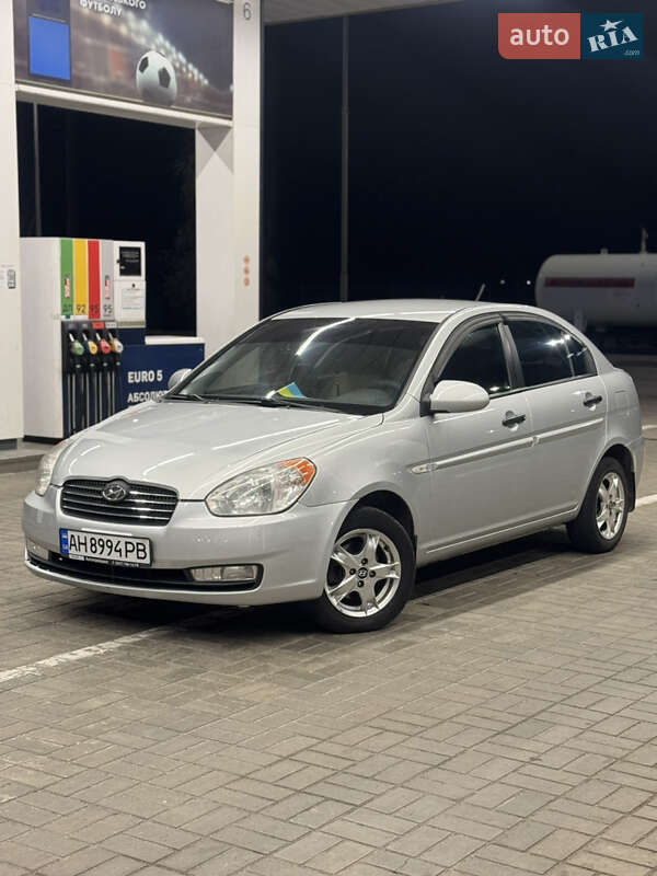 Hyundai Accent 2008