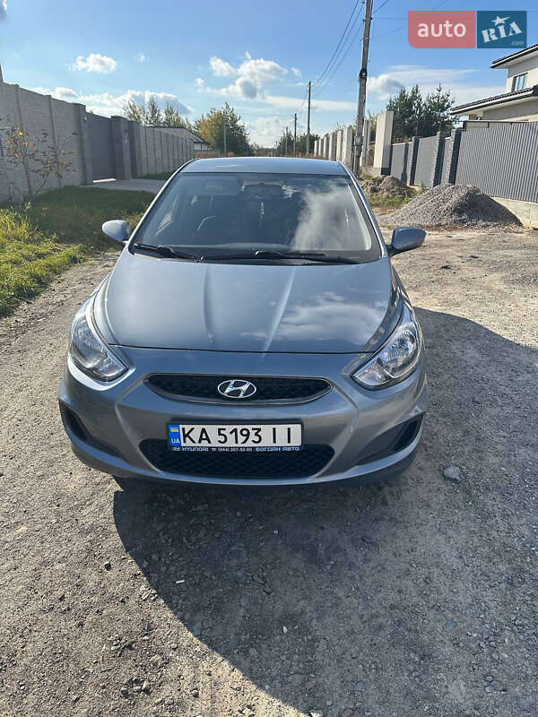 Седан Hyundai Accent 2018 в Киеве фото 3 Седан Hyundai Accent 2018 в Киеве