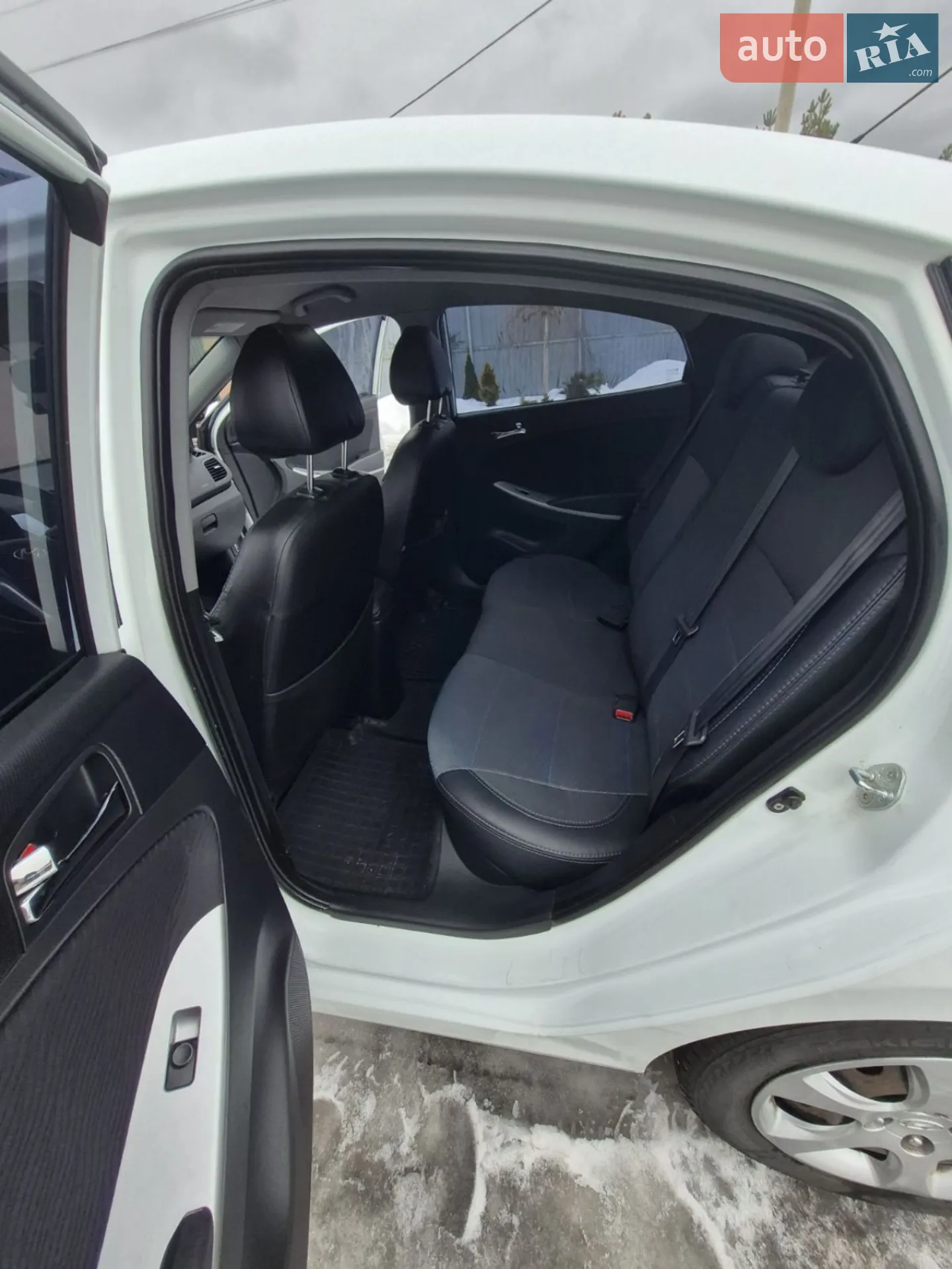 2012 Hyundai Accent - мініатюра 7