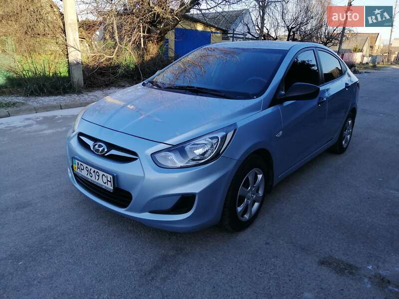 Седан Hyundai Accent 2012 в Запорожье