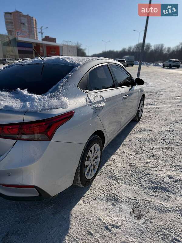 Седан Hyundai Accent 2017 в Сумах фото 5 Седан Hyundai Accent 2017 в Сумах