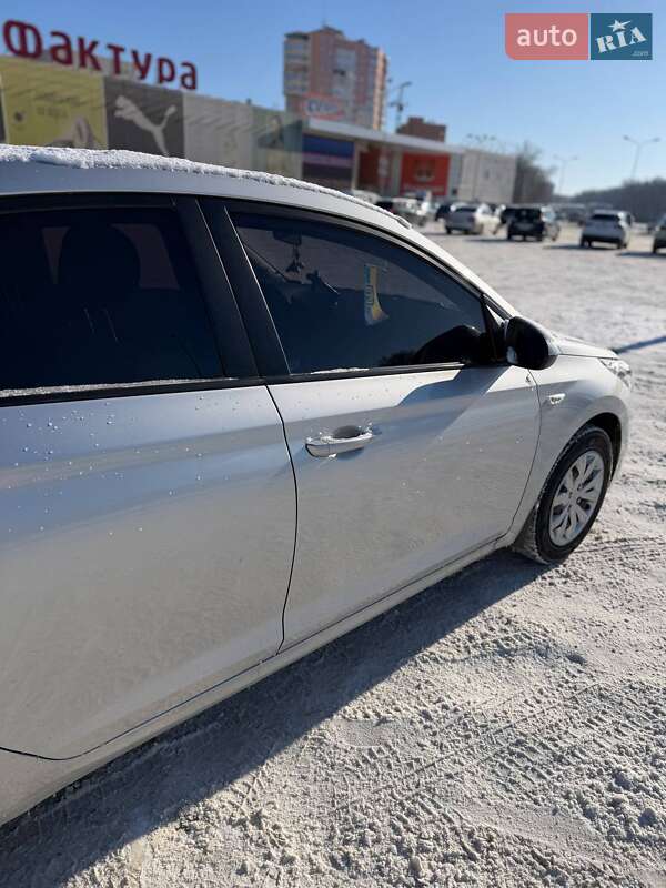 Седан Hyundai Accent 2017 в Сумах фото 8 Седан Hyundai Accent 2017 в Сумах