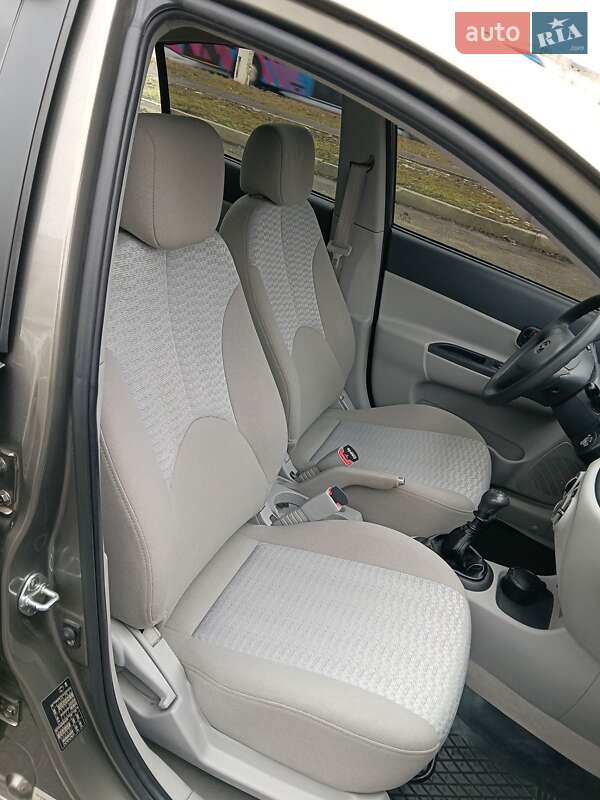 Седан Hyundai Accent 2008 в Николаеве фото 33 Седан Hyundai Accent 2008 в Николаеве