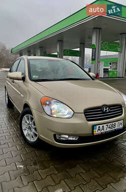 Седан Hyundai Accent 2008 в Киеве