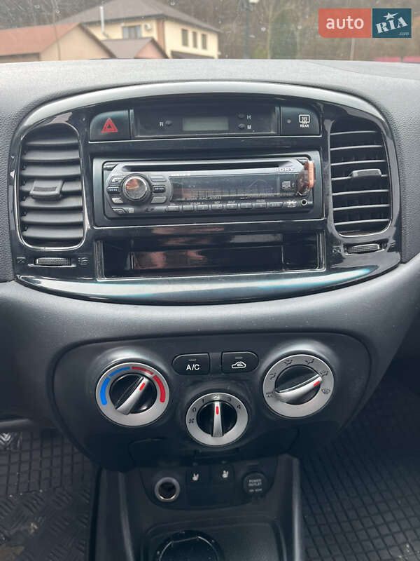 Хэтчбек Hyundai Accent 2007 в Сваляве