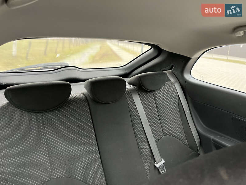 Хэтчбек Hyundai Accent 2007 в Сваляве