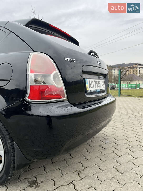 Хэтчбек Hyundai Accent 2007 в Сваляве