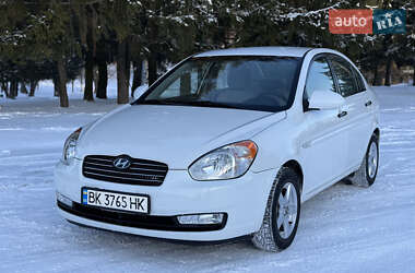 Седан Hyundai Accent 2007 в Ровно