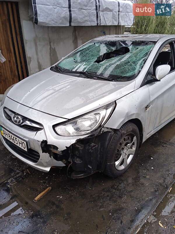 Седан Hyundai Accent 2011 в Славянске фото 3 Седан Hyundai Accent 2011 в Славянске